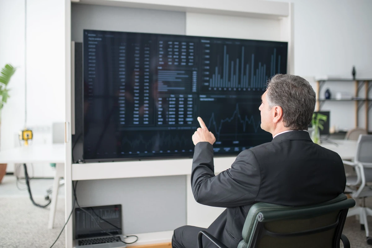 Métricas para gestionar el pipeline de ventas: velocidad, valor y conversión